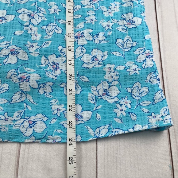 Draper James Blouse Top Women’s M Blue Floral Seersucker Smocked Relaxed Lined - Picture 13 of 15